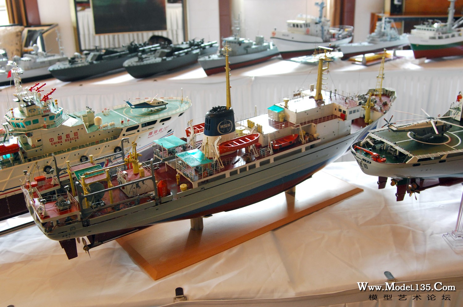 仿真竞赛现场－C2:F2机械船模－广东队滨海512模型.jpg