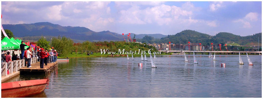 遥控帆船竞赛-千帆竞航.jpg