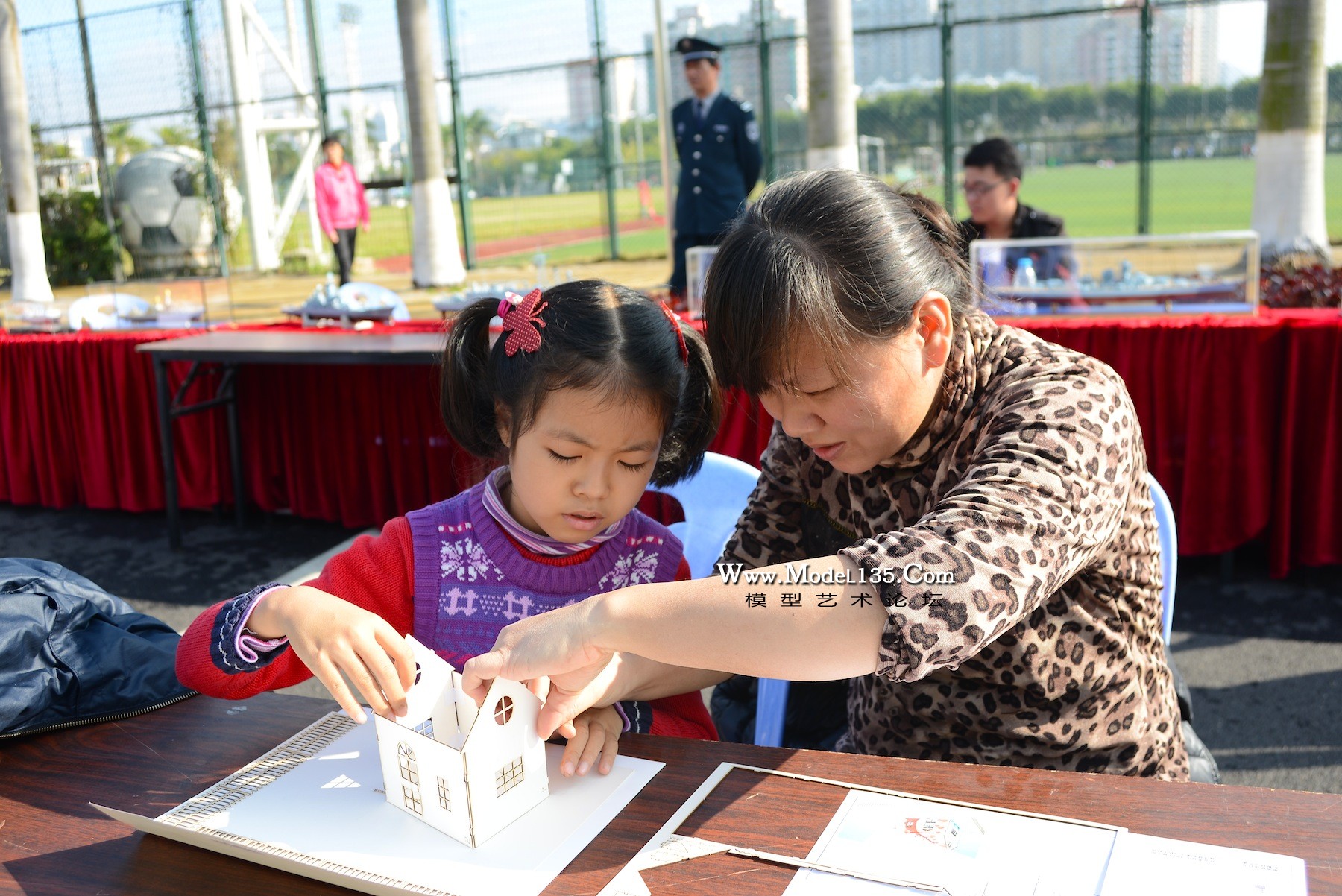 建筑模型亲子活动2.JPG