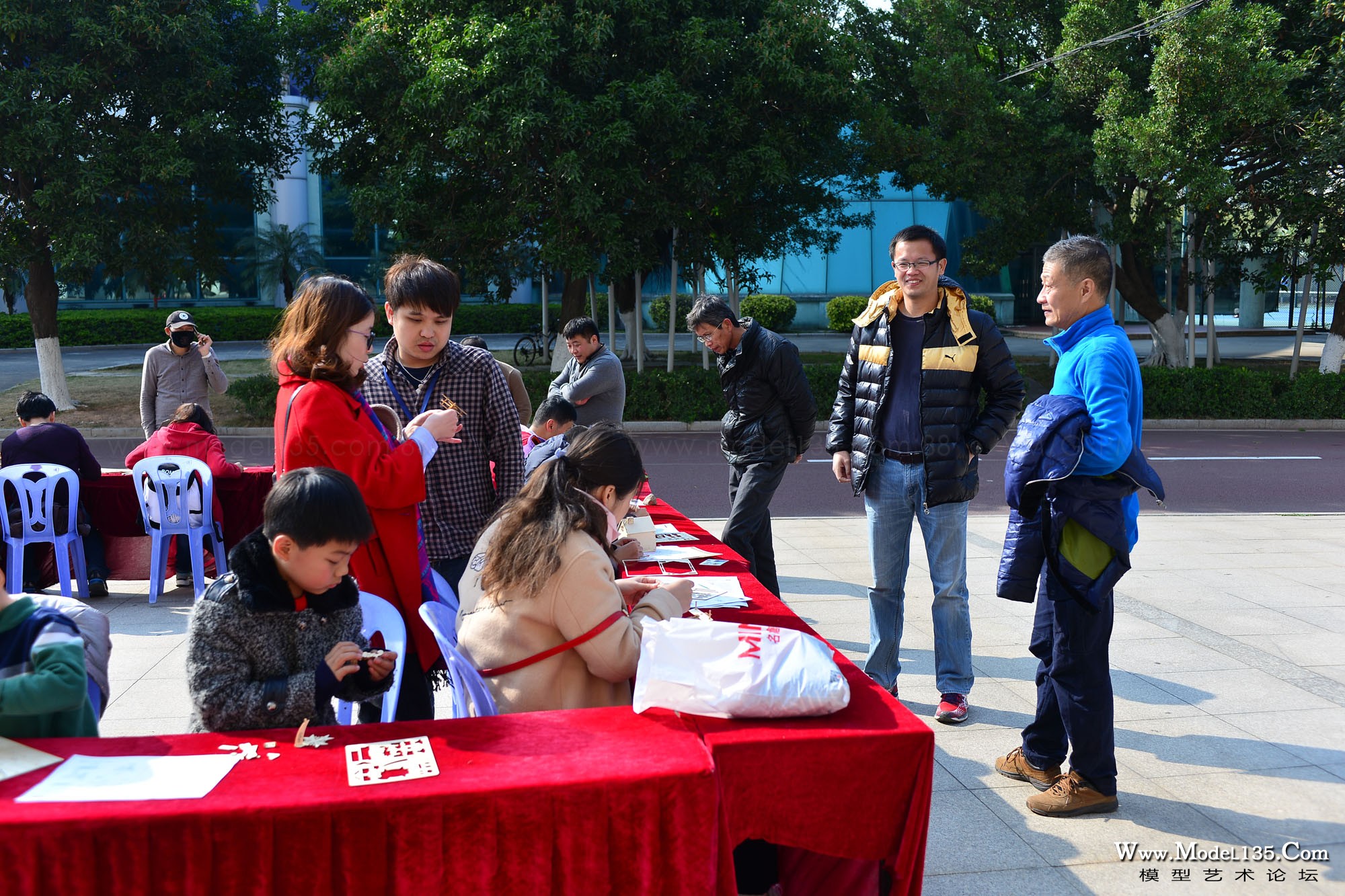 体育局吴副局长也亲临体验现场指导工作