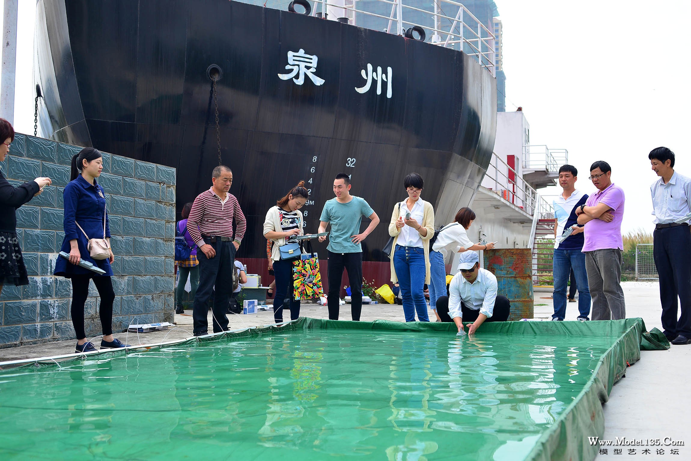 第二天的实践课设在航海学院的时间基地