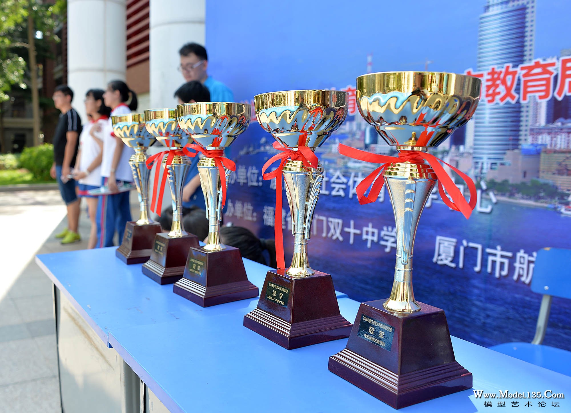 本次市赛设迷你三角和MINIF4奖杯