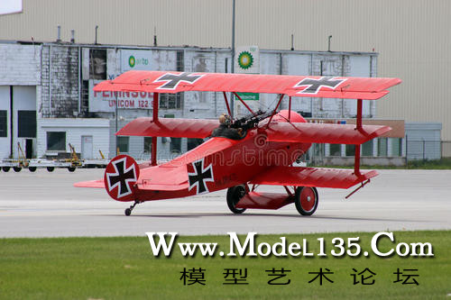 红男爵座驾（现代复原机）